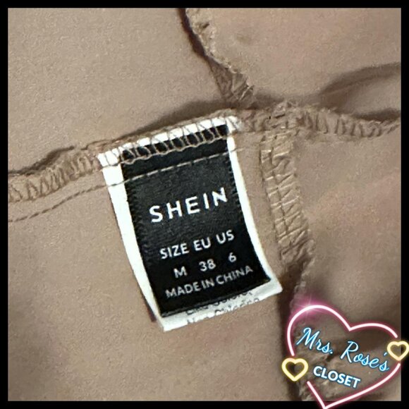 Camel Long Sleeved Dress Size Medium - Picture 4 of 4